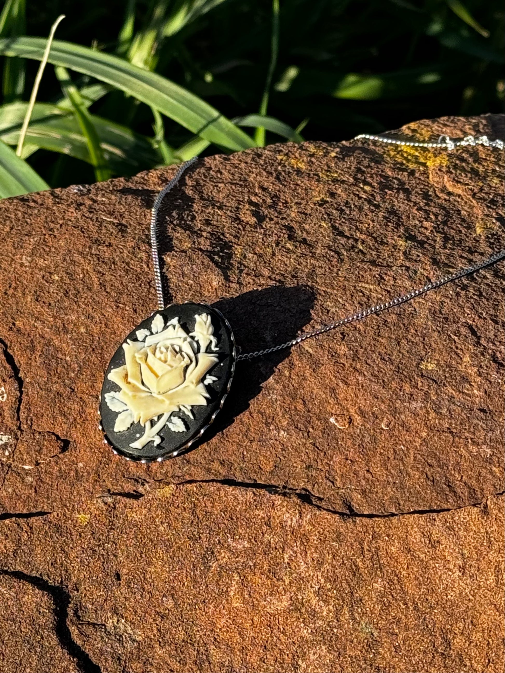 Collier "Fleur Blanche"